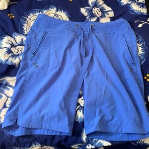 Athletic free country shorts!!